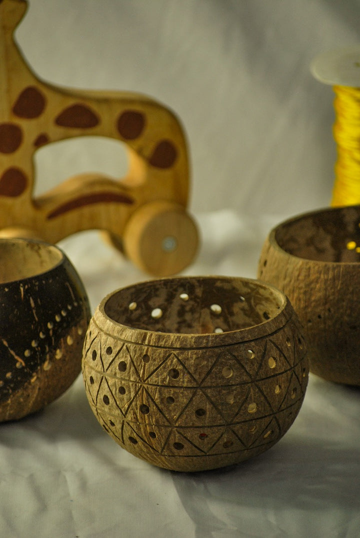 Coconut Candle holder- Golden Pineapple